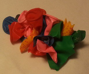 Broches con globos